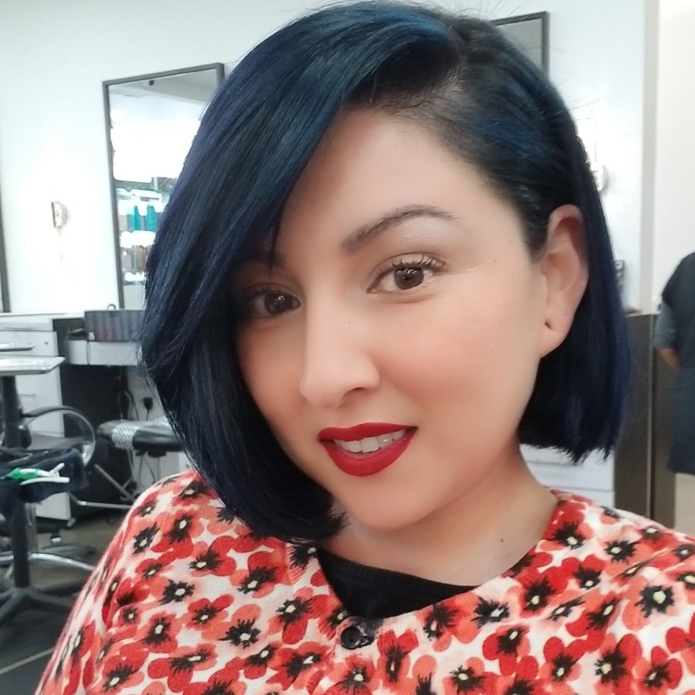 Meet your Posher, Vanessa